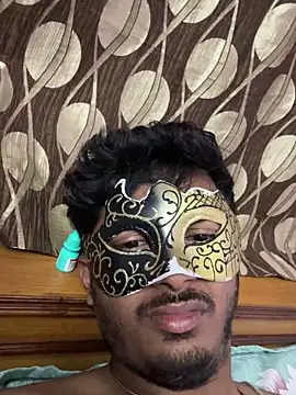 VVcouple online show from November 15, 2025, 2:46 pm