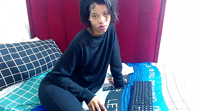 Snapshot of SexyChantyBabe25 chatting on September 19, 2025, 9:59 pm SexyChantyBabe25 online show from September 19, 2025, 9:59 pm