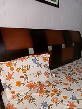 Snapshot of Hot_malika19 chatting on October 27, 2025, 7:56 am Hot malika19 online show from October 27, 2025, 7:56 am