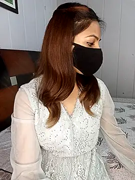 Snapshot of Hot_malika19 chatting on November 17, 2025, 11:27 am Hot malika19 online show from November 17, 2025, 11:27 am