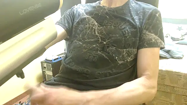 k74robert online show from November 19, 2025, 5:46 pm