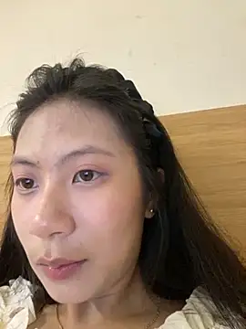 Lil-Gi online show from September 9, 2025, 4:17 pm