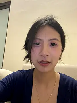 Lil-Gi online show from September 16, 2025, 3:02 pm