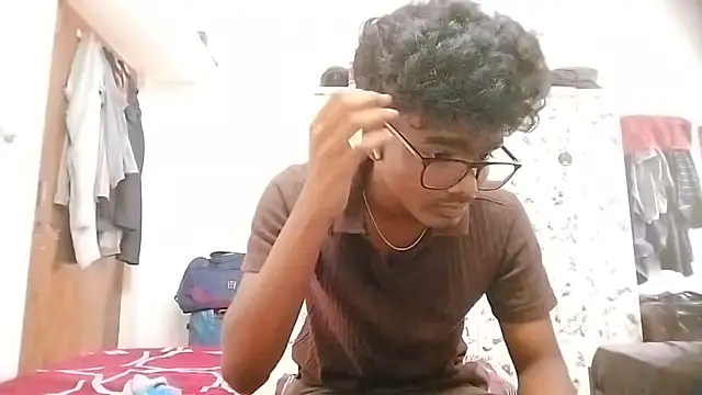 Snapshot of Rahulisagoodguy chatting on October 11, 2025, 10:14 am Rahulisagoodguy online show from October 11, 2025, 10:14 am