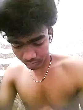 Snapshot of Rahulisagoodguy chatting on November 20, 2025, 11:32 am Rahulisagoodguy online show from November 20, 2025, 11:32 am