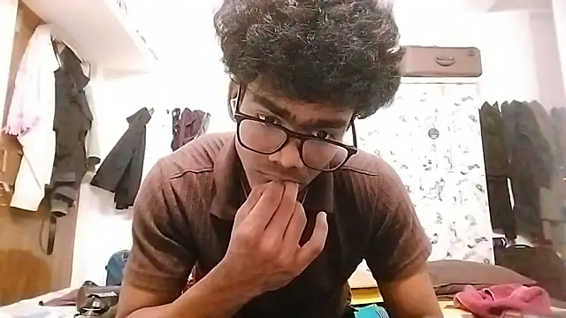 Snapshot of Rahulisagoodguy chatting on November 21, 2025, 6:28 pm Rahulisagoodguy online show from November 21, 2025, 6:28 pm