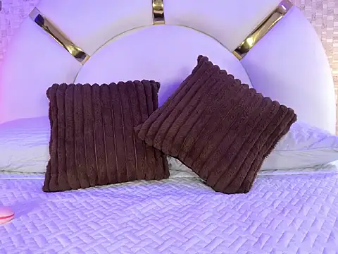 marcela rojas online show from October 10, 2025, 11:31 am