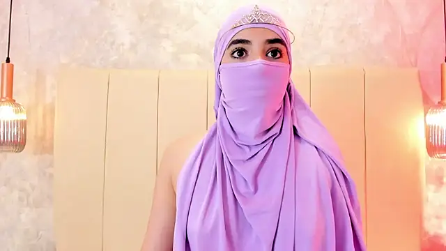 Snapshot of nayiraa_ chatting on September 27, 2025, 11:48 am nayiraa online show from September 27, 2025, 11:48 am