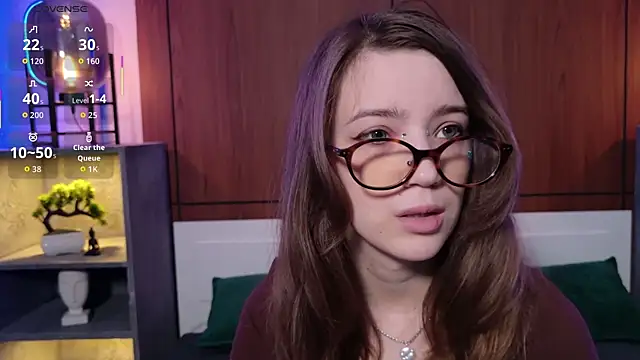 Snapshot of Alison_kisss chatting on June 9, 2026, 6:19 pm Alison kisss online show from June 9, 2026, 6:19 pm