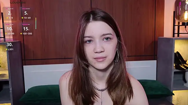 Snapshot of Alison_kisss chatting on June 17, 2026, 7:15 pm Alison kisss online show from June 17, 2026, 7:15 pm
