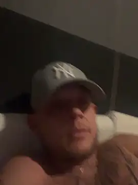 Snapshot of alfarolemmer chatting on February 15, 2026, 11:45 pm alfarolemmer online show from February 15, 2026, 11:45 pm