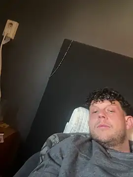 Snapshot of alfarolemmer chatting on February 18, 2026, 12:56 pm alfarolemmer online show from February 18, 2026, 12:56 pm