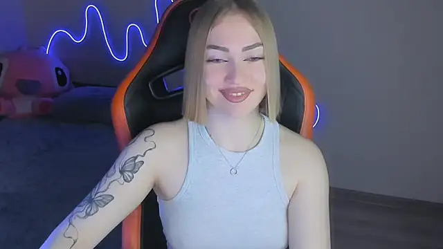 LaraKrein lk online show from November 28, 2025, 2:31 pm