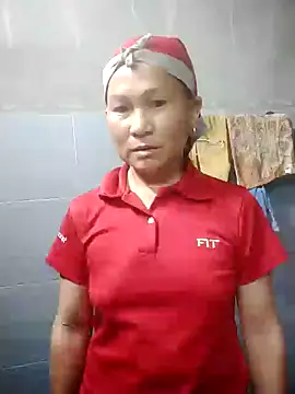 Snapshot of phlin1 chatting on May 6, 2026, 10:26 pm phlin1 online show from May 6, 2026, 10:26 pm