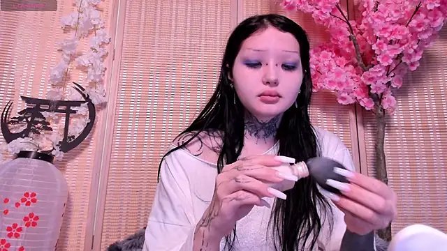 Lein Bone online show from September 14, 2025, 12:54 am