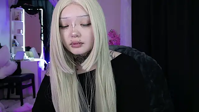 Snapshot of Lein_Bone chatting on May 12, 2026, 12:30 am Lein Bone online show from May 12, 2026, 12:30 am