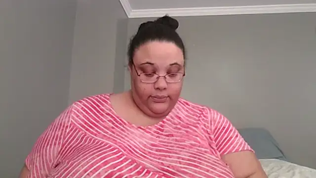 SexyBBW10790 online show from March 27, 2026, 2:06 pm