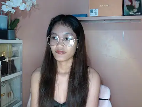 skinny gracie online show from September 22, 2025, 8:16 am