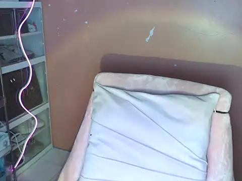 skinny gracie online show from January 11, 2026, 10:42 am