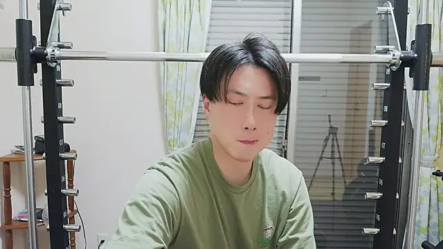 Snapshot of oyu_kun chatting on February 15, 2026, 2:52 am oyu kun online show from February 15, 2026, 2:52 am