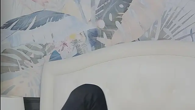 MarilynNova online show from March 27, 2026, 6:52 am