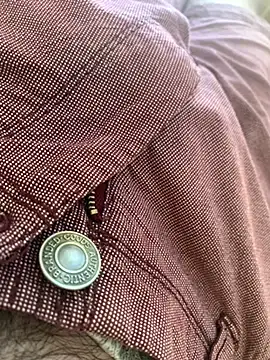 Snapshot of MuzzyFacing chatting on September 25, 2025, 12:31 pm MuzzyFacing online show from September 25, 2025, 12:31 pm