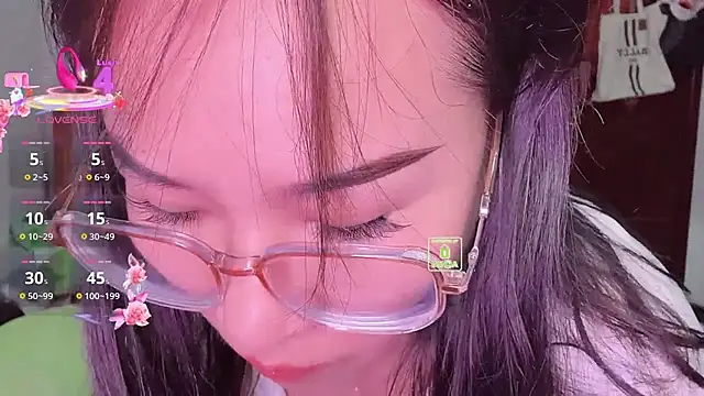 Liqinqin online show from September 8, 2025, 3:00 pm