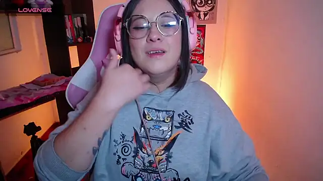 Snapshot of _Jaade_p_ chatting on December 18, 2025, 3:01 am Jaade p online show from December 18, 2025, 3:01 am