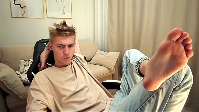 MrSexyCum4U online show from September 25, 2025, 5:49 pm