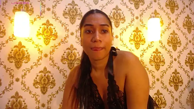 Snapshot of EMILYY_WALKER chatting on September 26, 2025, 11:58 am EMILYY WALKER online show from September 26, 2025, 11:58 am