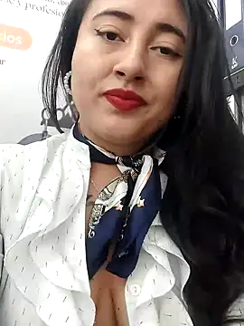 Snapshot of AMATISTA__16 chatting on May 12, 2026, 12:24 pm AMATISTA 16 online show from May 12, 2026, 12:24 pm
