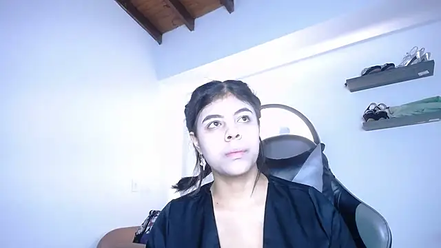 Aleja-02 online show from November 14, 2025, 8:29 pm