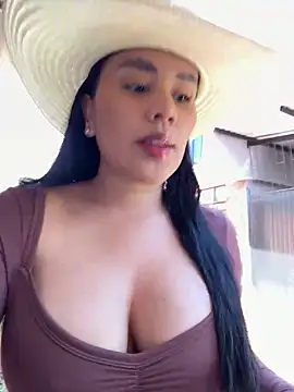 laure torres online show from February 17, 2026, 2:57 pm