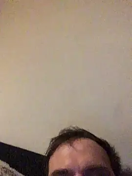 Snapshot of Bamse28 chatting on December 23, 2025, 2:20 am Bamse28 online show from December 23, 2025, 2:20 am