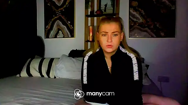 MARRIED-MAN-FETISH online show from March 8, 2026, 5:22 am