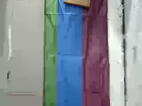 juicycum069 online show from April 11, 2026, 11:47 am