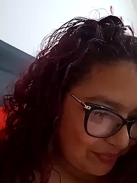 ladytropical1 online show from October 4, 2025, 4:49 pm