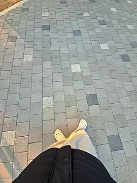 starvingo2002 online show from October 25, 2025, 8:00 am