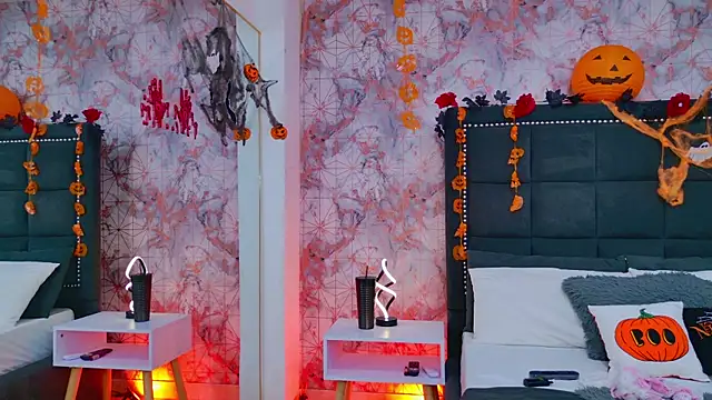 Angelique Angell online show from October 19, 2025, 7:58 pm