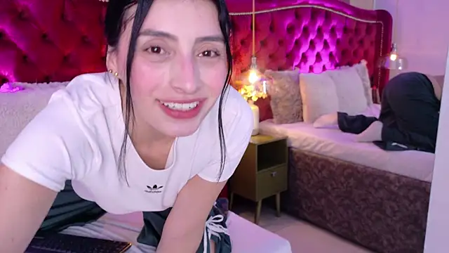 ZaraGold online show from February 22, 2026, 9:24 pm