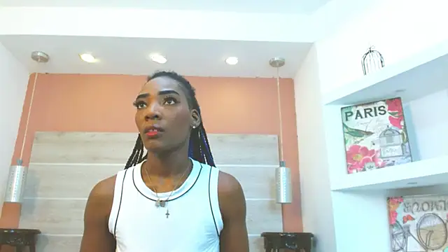 Snapshot of AlexandraCambell chatting on April 28, 2026, 8:03 pm AlexandraCambell online show from April 28, 2026, 8:03 pm