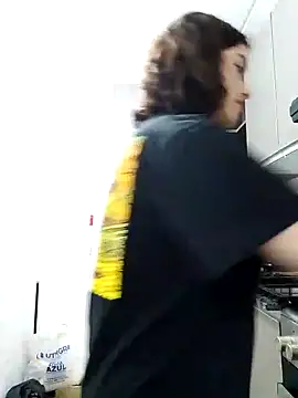 Snapshot of abrilour chatting on October 2, 2025, 11:45 pm abrilour online show from October 2, 2025, 11:45 pm