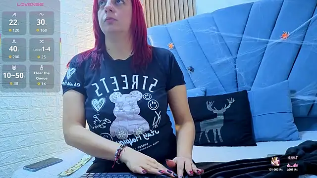 angel  red  online show from October 12, 2025, 1:37 am