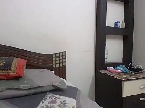 anu-anu2002 online show from April 2, 2026, 9:07 am