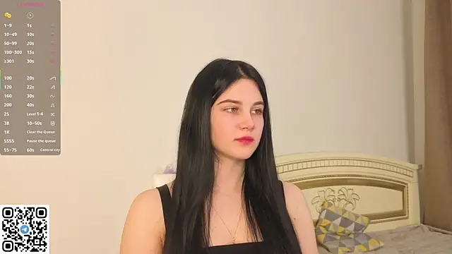 EnricaElis online show from January 9, 2026, 8:32 pm