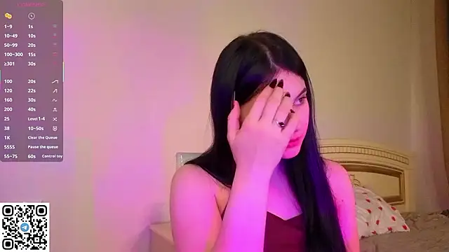 EnricaElis online show from February 27, 2026, 8:20 pm