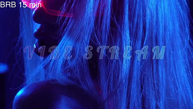 Snapshot of Alvuwkaa chatting on February 28, 2026, 8:04 am Alvuwkaa online show from February 28, 2026, 8:04 am