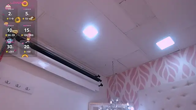 MariyaNovaki online show from October 21, 2025, 12:28 pm