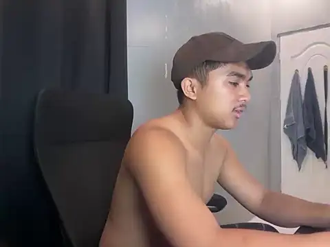 Snapshot of pinoyAdrianneXXX chatting on July 23, 2026, 12:47 pm pinoyAdrianneXXX online show from July 23, 2026, 12:47 pm