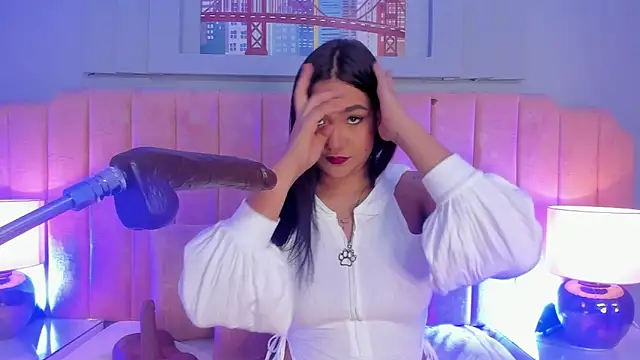 noa moon online show from October 9, 2025, 12:47 pm